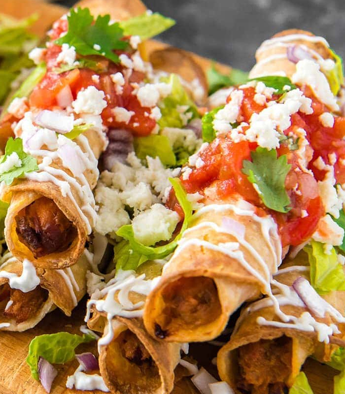 4 Rolled Taquitos 4 Rolled Taquitos - Image 1